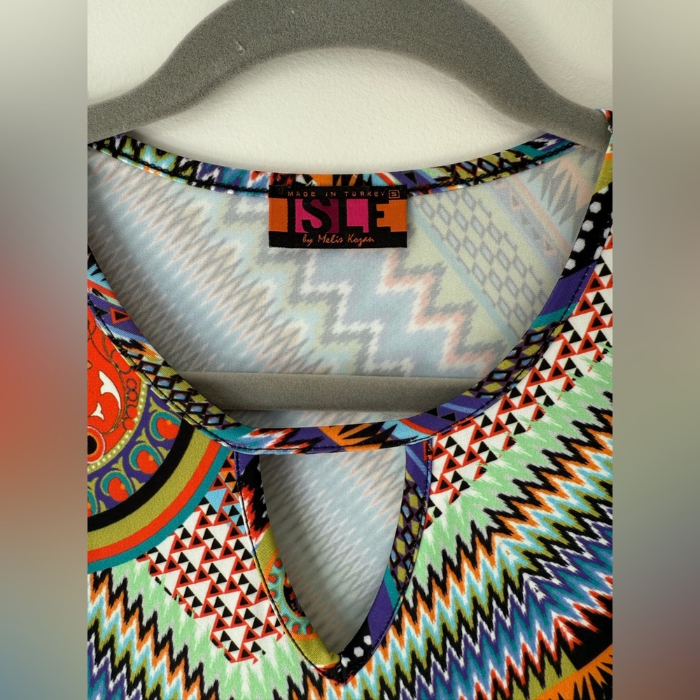 Multicolor Geometric Pattern Dress - Picture 3 of 4